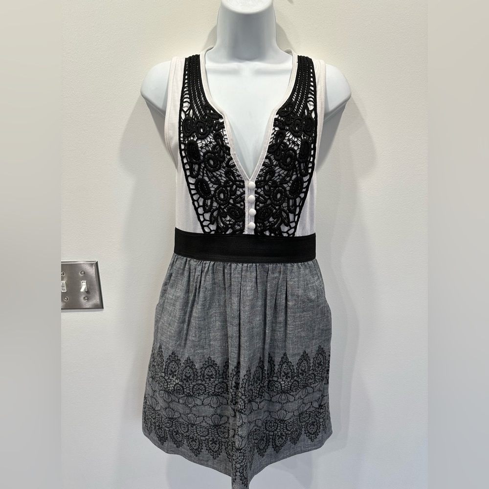 Staring at stars v neck dress